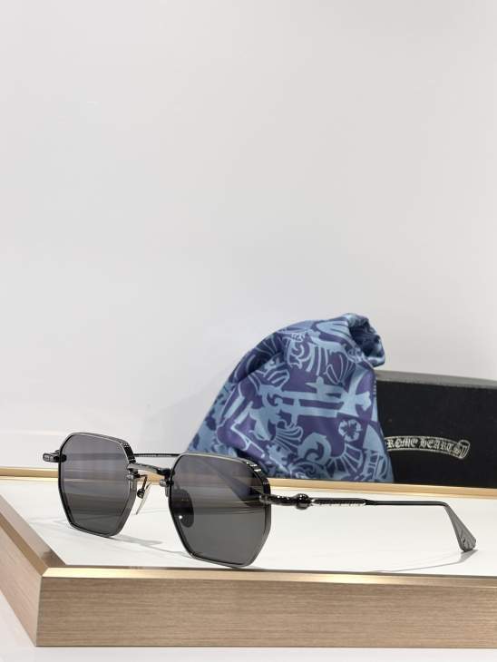 Picture of Chrome Hearts Sunglasses _SKUfw75976558fw